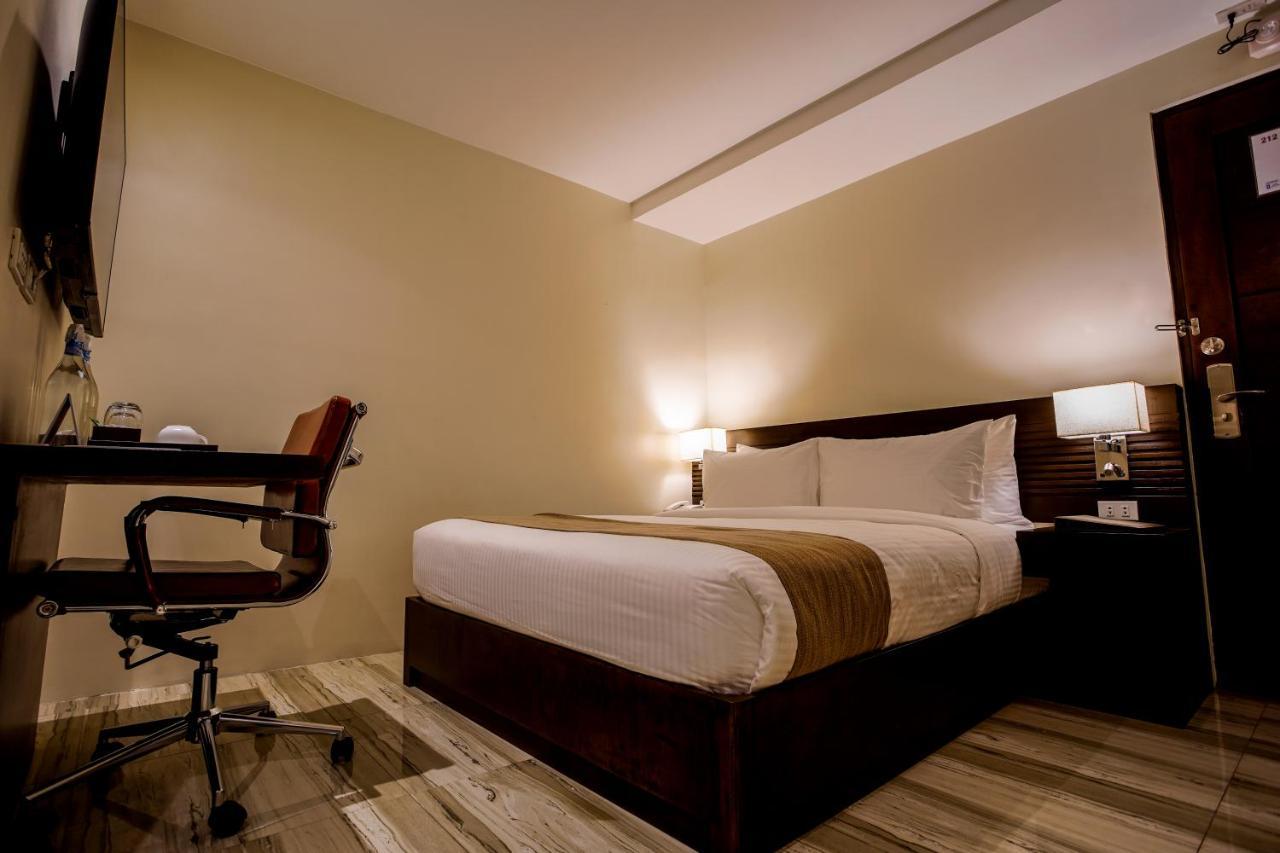 Hotel Areca Legazpi Luaran gambar