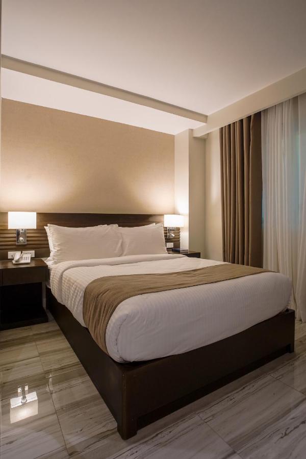 Hotel Areca Legazpi Luaran gambar