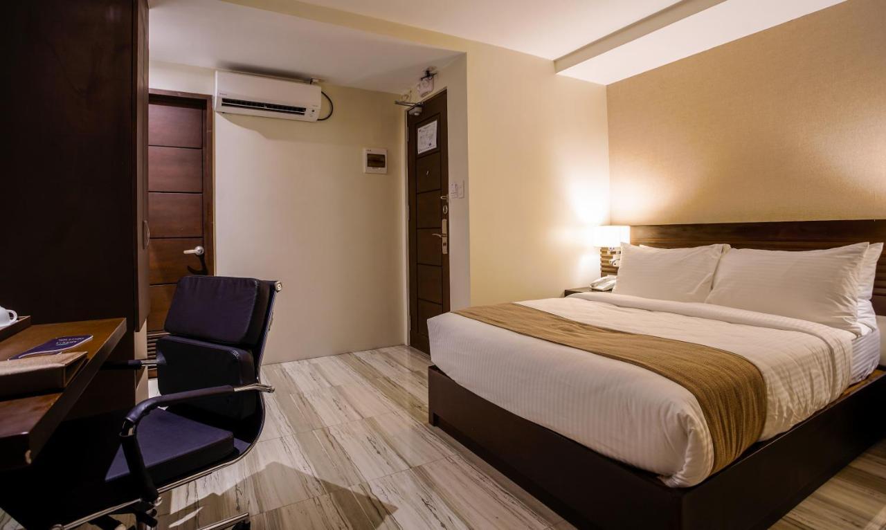 Hotel Areca Legazpi Luaran gambar
